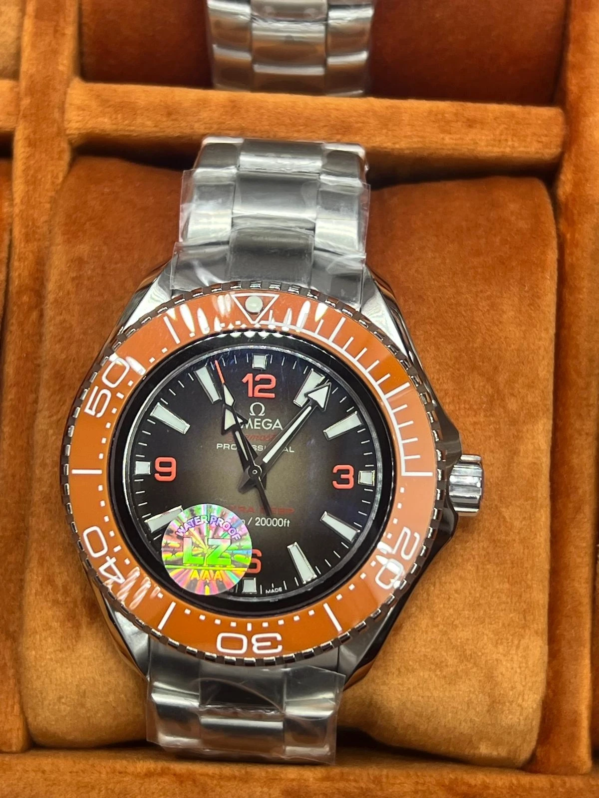 Omega Seamaster Planet Ocean 600M Grey/Black Dial Orange Bezel Men's Watch Omega Seamaster Planet Ocean 600M Grey/Black Dial Orange Bezel Men's Watch