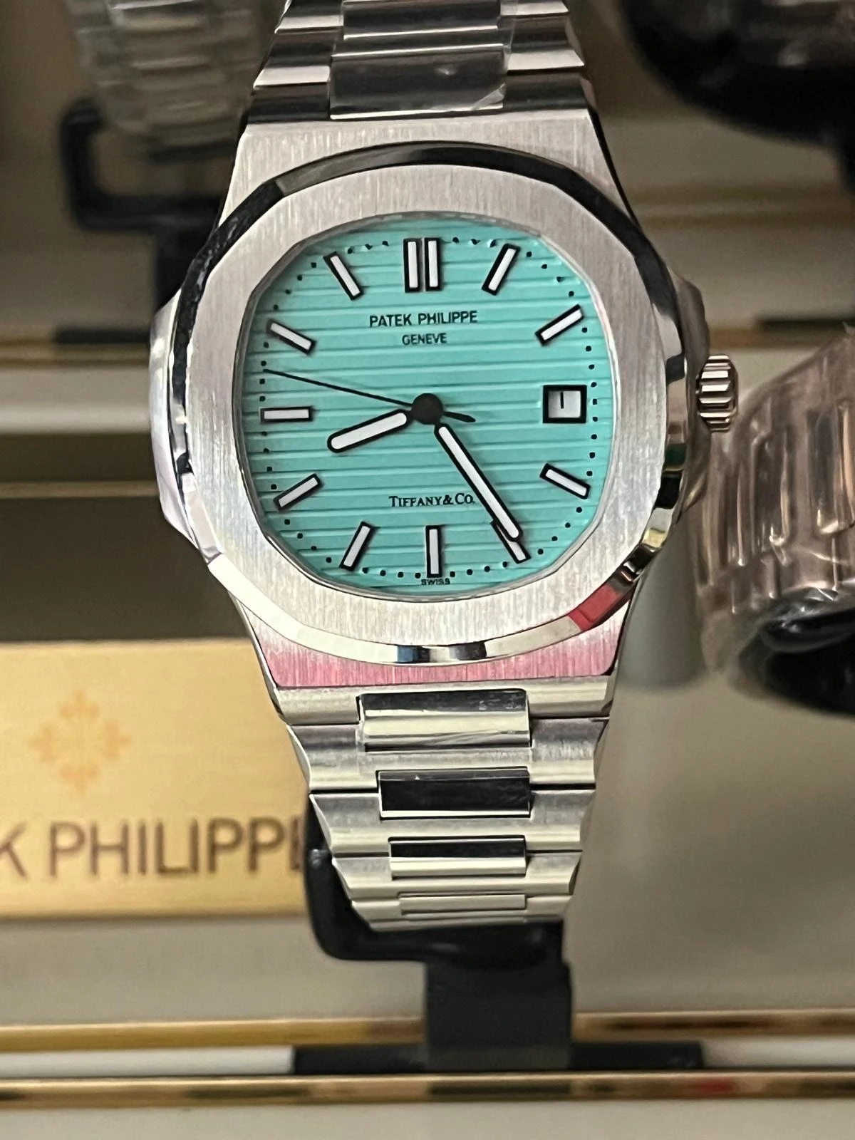 Patek Philippe Nautilus 5711 Tiffany Blue Dial Patek Philippe Nautilus 5711 Tiffany Blue Dial
